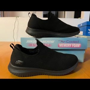 Nuevos tenis negros//new shoes